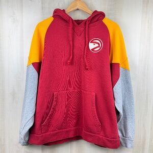 Mitchell & Ness Men’s Atlanta Hawks Pullover Hoodie Colorblock Retro Logo XL